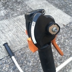 草刈り機　刈り払い機　SRE2230UT 訳あり