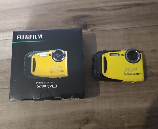 【他サイトで完売】 水陸両用！人気デジカメ！FinePix XP70