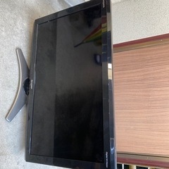 中古 ジャンク　テレビ　SHARP AQUOS LC-32E7