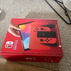 Switch マリオレッド　有機ELモデル