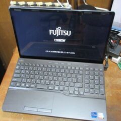 富士通高性能ノートPC　FMVA77G2B　i7搭載　現行モデル