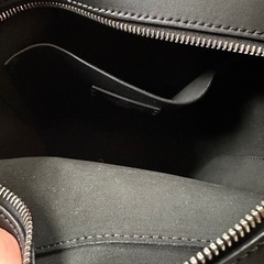 VALENTINO ヴァレンティノ　ショルダーバッグ　新品未使用 VALENTINO ヴァレンティノ ショルダーバッグ