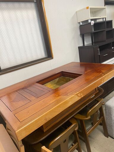 リサイクルショップどりーむ荒田店 No10133 囲炉裏テーブル　座卓　レトロ　貴重♪　状態奇麗です♪