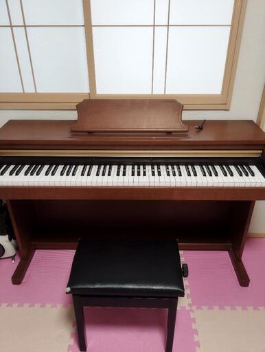 電子ピアノ　ELEPIAN EP-135
