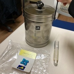 氷入れ容器？