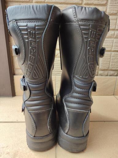 ガエルネ Gアドベンチャー ブーツ中古