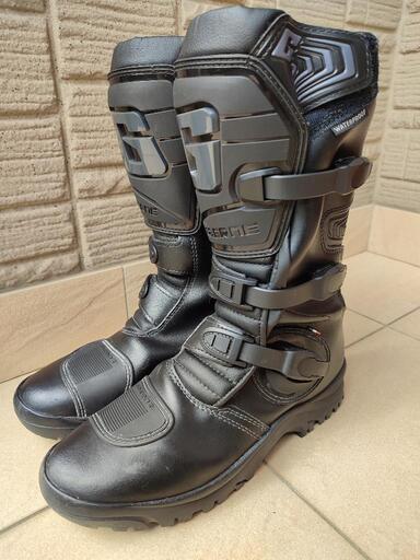 ガエルネ Gアドベンチャー ブーツ中古