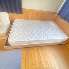 セミダブルベット➕マットレス