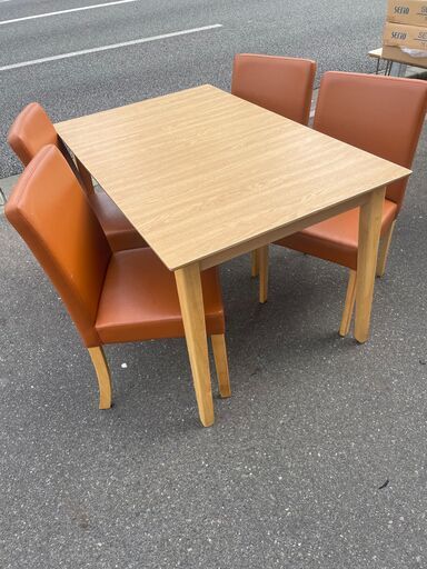 リサイクルショップどりーむ荒田店 No10135 ダイニングセット　テーブル　椅子４脚　タマリビング　テーブルライド１２０　チェアオリバー　椅子座面レザー