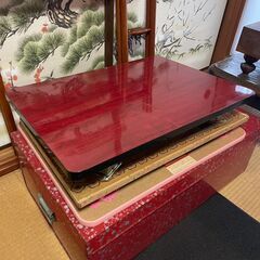 ㉖折り畳み式テーブル(3つまとめて500円)