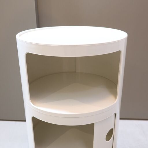 イタリアのメーカーKartell(カルテル)社の人気の定番商品COMPONIBILI 