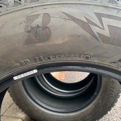 ブリジストン★バリ山★スタッドレスタイヤ　225/65R17 102Q DM-V3