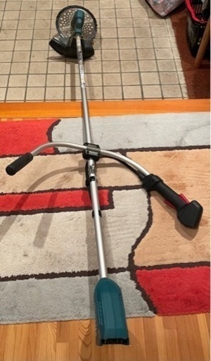 makita MUR190SD  マキタ　草刈機　18V 本体のみ