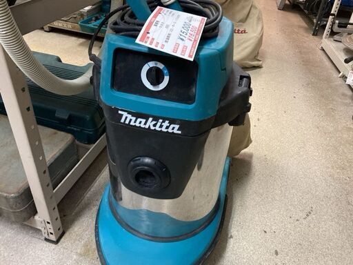 マキタ　乾湿両用集塵機　490
