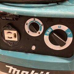 マキタ 乾湿両用集塵機 483 連動機能