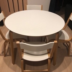 ダイニング テーブル 丸型 白色 椅子 4脚