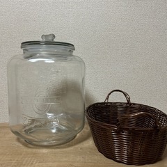 決まりました！！米びつガラス瓶と洗えるバスケット