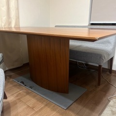 決まりました。おしゃれなダイニングテーブルandチェアーセット