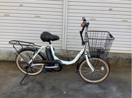 330  ヤマハ最新機種電動アシスト自転車pascityC20インチ　ホワイトアルミボディ