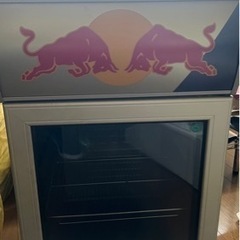 レッドブル　REDBULL 冷蔵庫