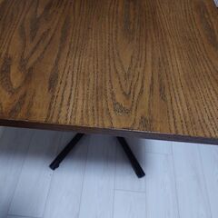 60×100cmの木板テーブル