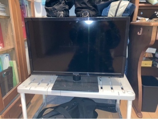 24型テレビ　2015年製