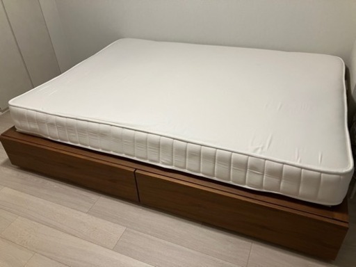 無印良品　ダブルベッド　マットレス付き