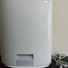 【ネット決済】【処分価格】除湿器 Panasonic F-YZL...