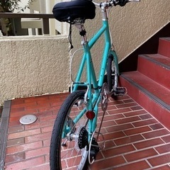 アサヒ　ミニベロ　この綺麗で可愛いミニベロはお買い得です。