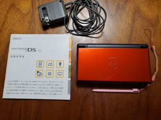 DS liteとソフト　コンパクト　子供にも安心　破格