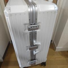 超大多機能スーツケース大型 新品同様