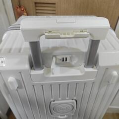 超大多機能スーツケース大型 新品同様