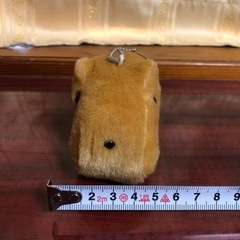 カピバラのぬいぐるみ（チェーン付）