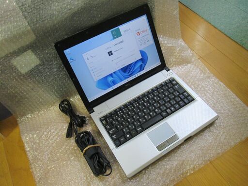 ㉒NEC Versapro Core i7 実測1277g Windows11 Pro / Office 2016 Professional インストール済（ライセンス認証済）12インチ ノートPC