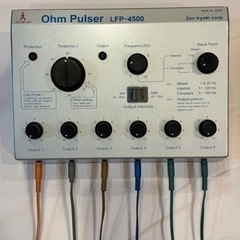 オームパルサー　LFP-4500 6極　パルス　美品　鍼灸　