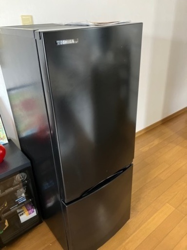 東芝冷蔵庫　153L 黒　2年未満