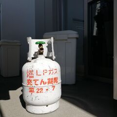 BBQガスコンロ用LPガスボンベ(空容器)　小型ポータブルタイプ...