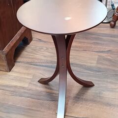 サイドテーブル　ブラウン　木製　　サイズ（約）幅４０×奥４０×高...