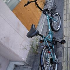 美品☆DESERTO[デゼルト]20吋 折り畳み自転車 外装6段/LEDオート/グリーンXブラック
