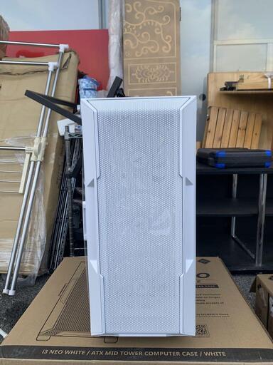 ZALMAN ザルマン ミドルタワー型パソコンケース i3 NEO WHITE
