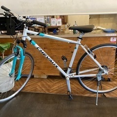 【前後タイヤ・チューブ新品！】サスペンション付き　3×7速　700×28cクロスバイク　ホワイト×ターコイズ