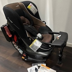 【取引中】コンビ　Combi チャイルドシート　ゼウスターンユー...