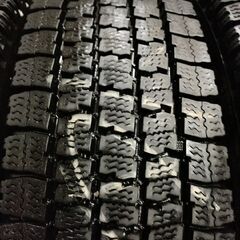 TOYO DELVEX M935 185/85R16 111/109N LT 16インチ ライトトラック用 