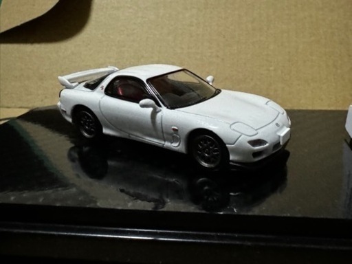 トミカリミテッドヴィンテージネオ RX-7 RZ アジア限定