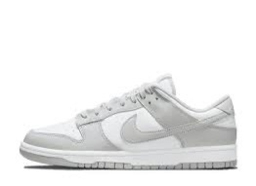 新品未使用　Nike Dunk Low \