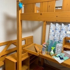 あげます　子供用？ロフトベッド机、椅子付き