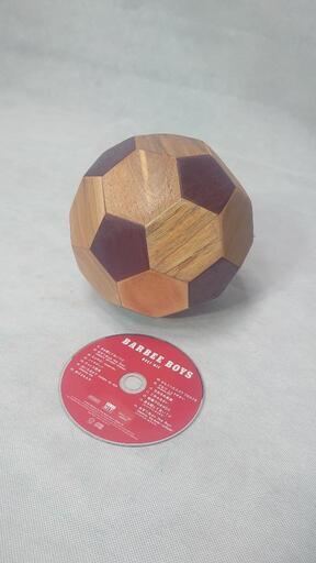 馴染みの宮大工が制作した『木製サッカーボール』◐手作りだから『世界に一つ』ですね❗