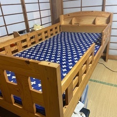 ベッド　木製