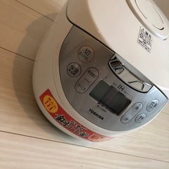 【ネット決済】【要現地引き取り】東芝　炊飯器 RC-10HH