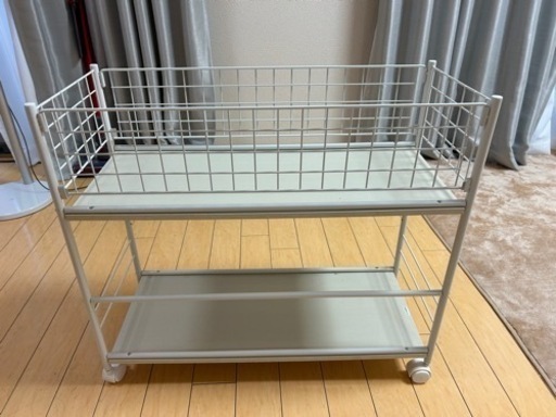 キャスター付き収納